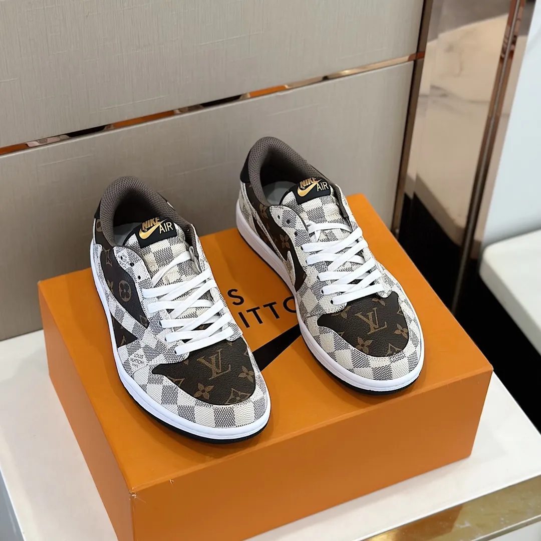 Men's shoes 💰p440 "*OUIS *UITTO* Nike" new original drawer box, co-branded low-top casual sneakers, this sneaker is completely made of denim canvas splicing leather, decorated with Louis Vuitton's iconic monogram and Damierl pattern with natural cowhide piping. The upper of this shoe combines LV’s most classic Monogram and Damier elements, giving it a sense of luxury and recognition! Size: 38-45